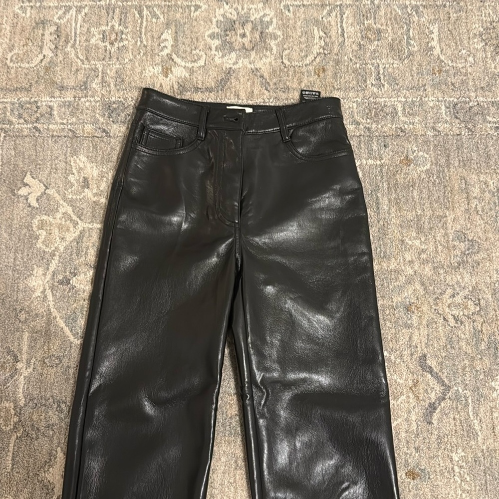 Aritzia never worn black leather pants